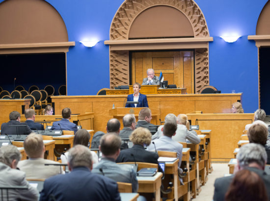 Riigikogu täiskogu istung 6. mai 2015